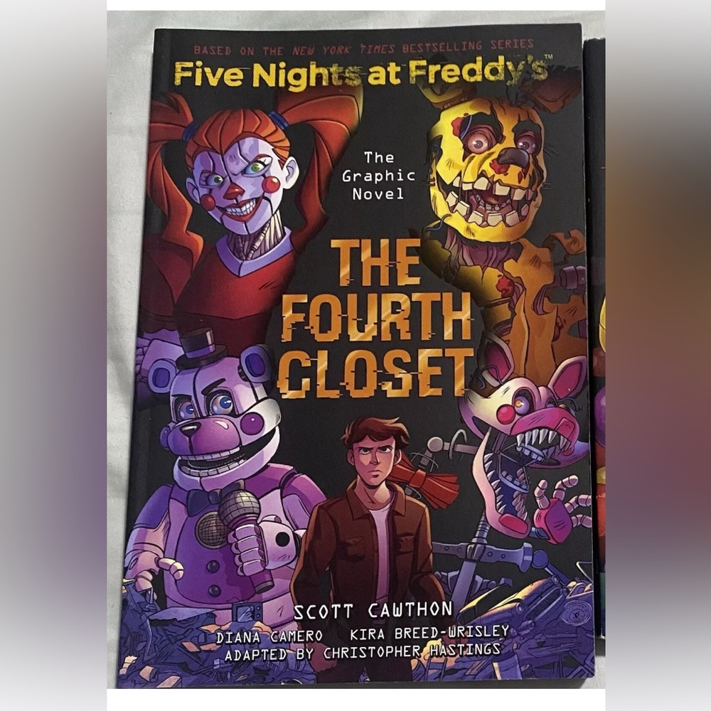 Five Nights at Freddy’s FNAF The Fourth Closet Graphic Novel